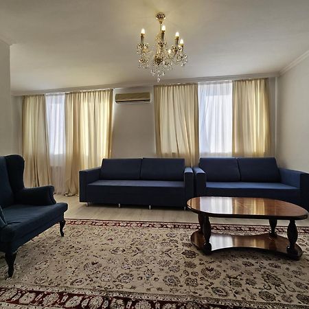 Yassy Hotel, Turkistan Eksteriør bilde