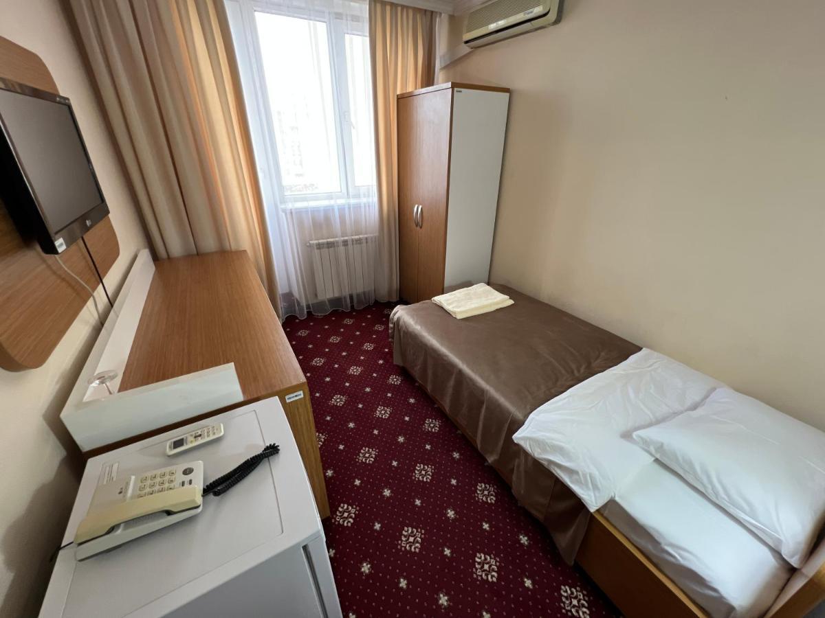 Yassy Hotel, Turkistan Eksteriør bilde