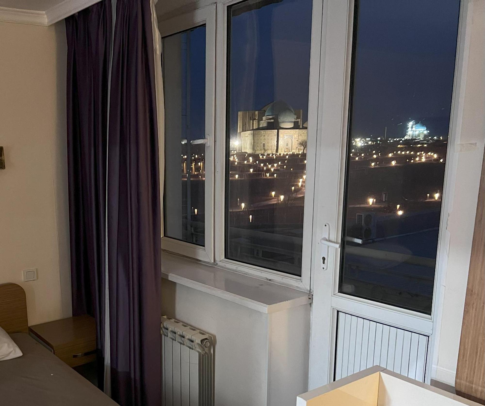 Yassy Hotel, Turkistan Eksteriør bilde