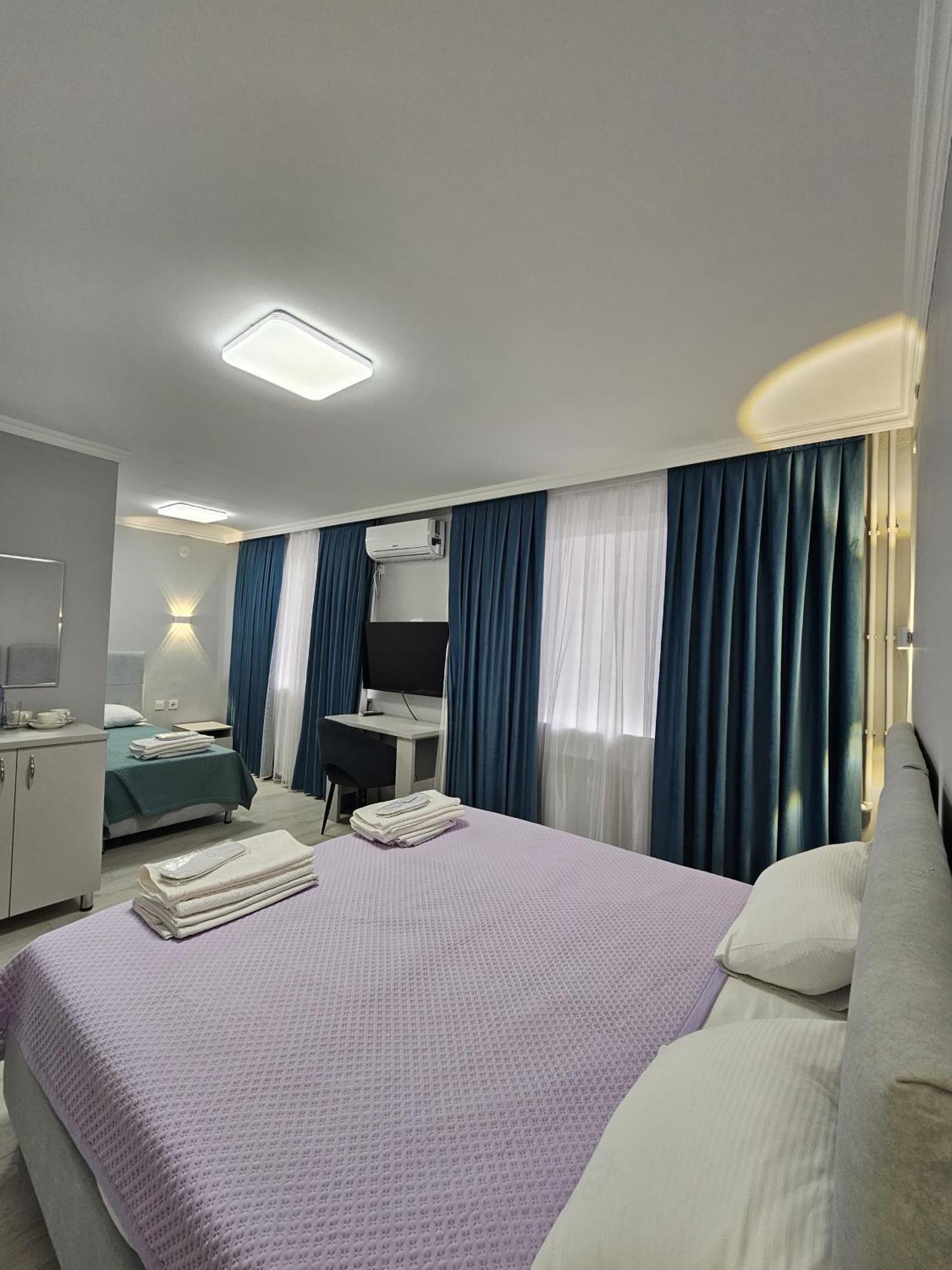 Yassy Hotel, Turkistan Eksteriør bilde
