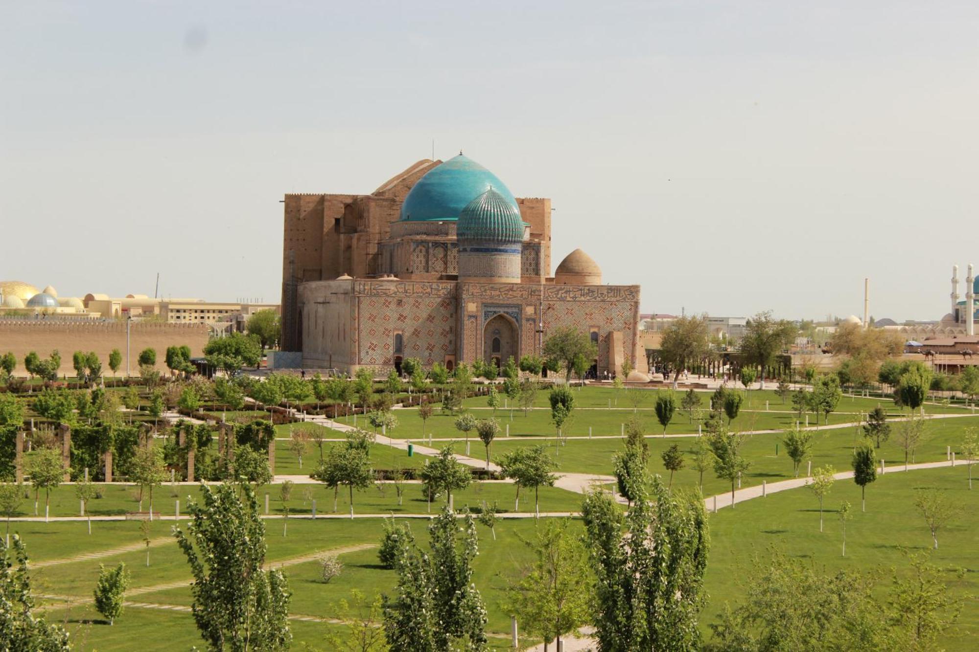 Yassy Hotel, Turkistan Eksteriør bilde
